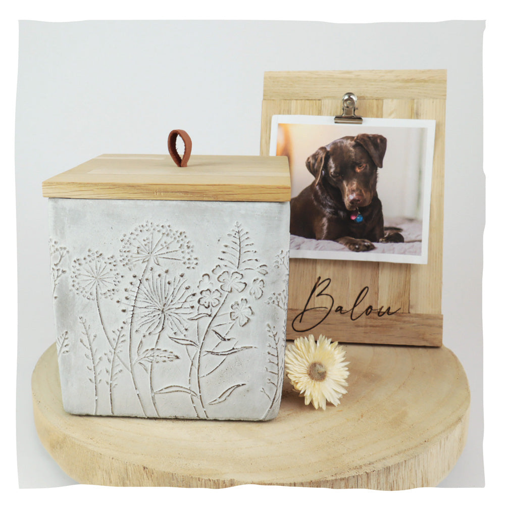 Keramik Tierurne "Wildblumen", quadratisch