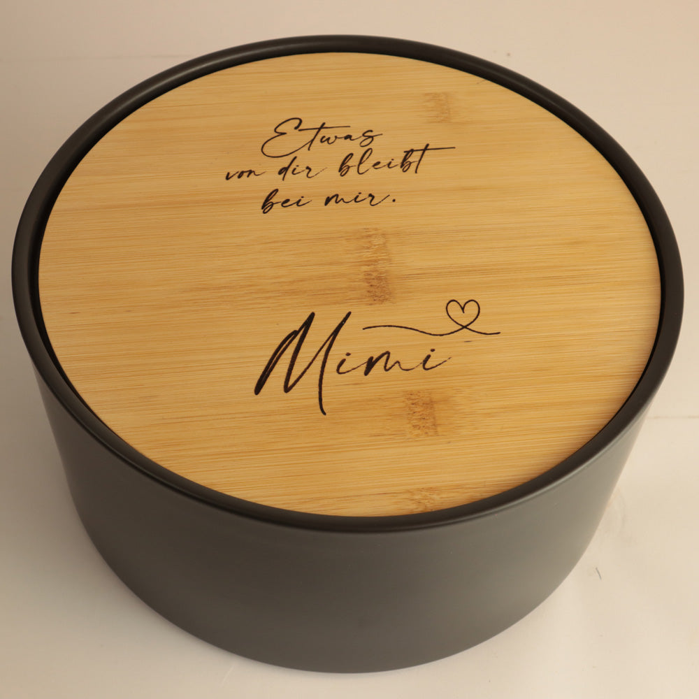 Individuelle Beschriftung in Handschrift mit Spruch