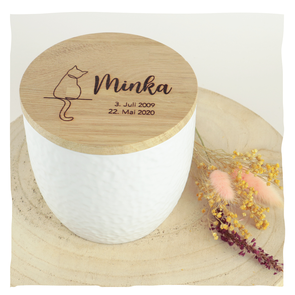 Individuelle Beschriftung in Handschrift - mit Katzen-Silhouette und Datum