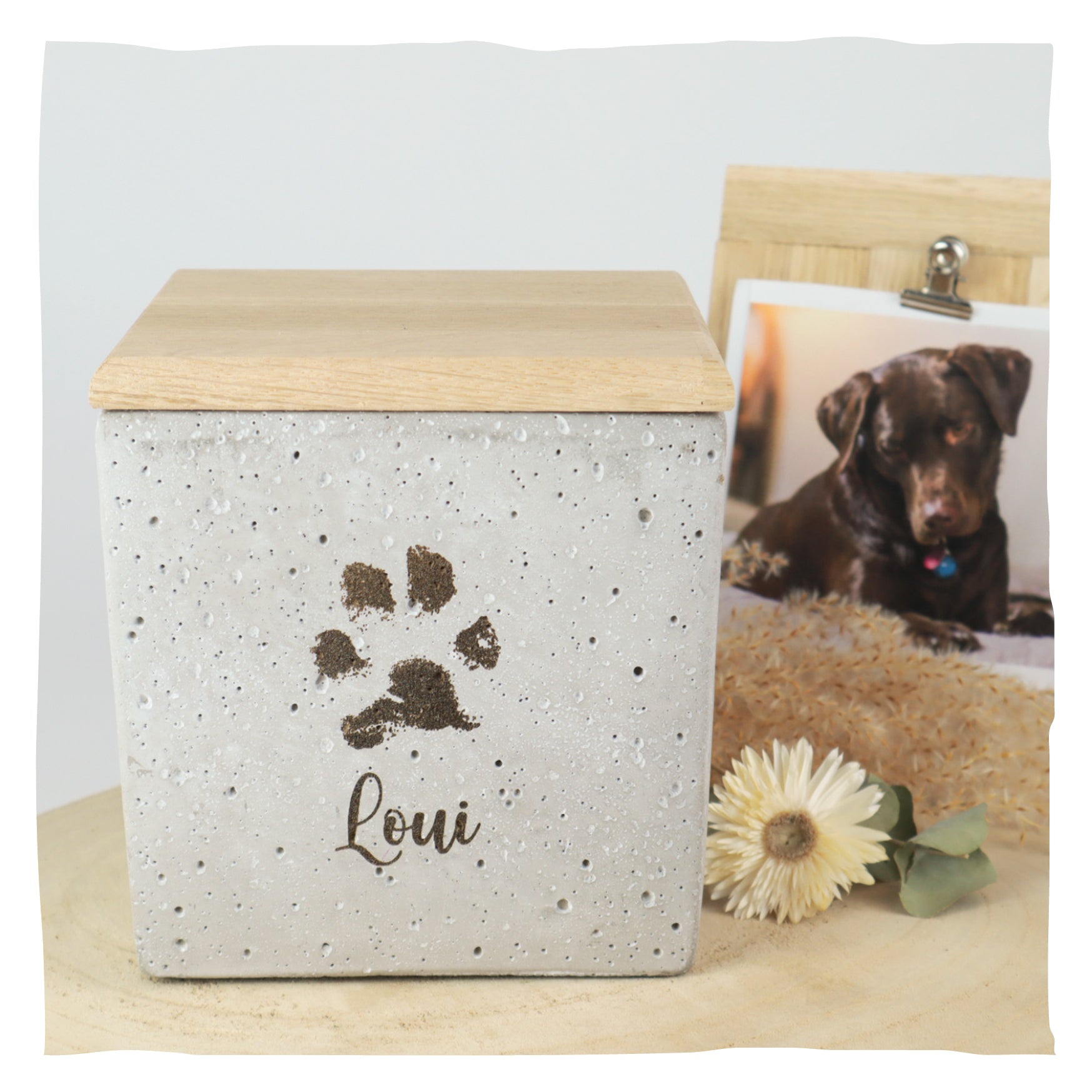 Individuelle Beschriftung auf der Urne - Gravur